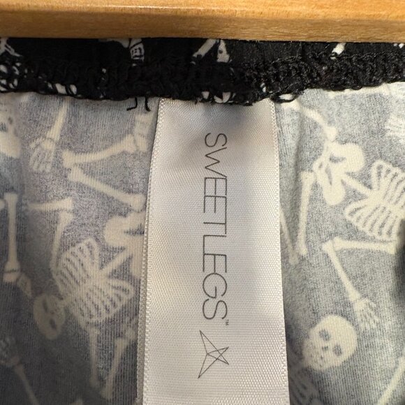 2 pairs of SweetLegs tights - Picture 10 of 11